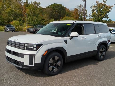 New 2026 Hyundai Santa Fe SE image 7