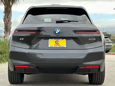 Used 2023 BMW iX xDrive50 w/ Convenience Package AWD/4WD image 4
