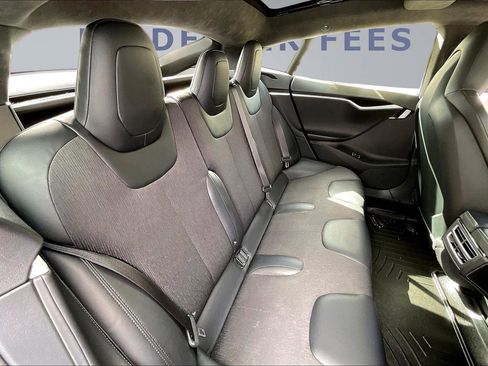 Used 2016 Tesla Model S 90D image 24