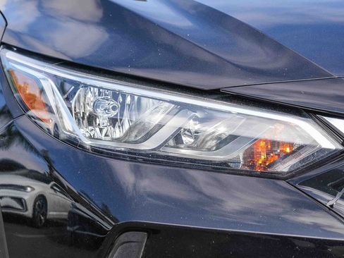 Used 2023 Nissan Sentra SV FWD image 4