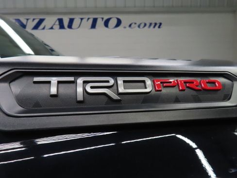Used 2025 Toyota Tundra Limited AWD/4WD image 52