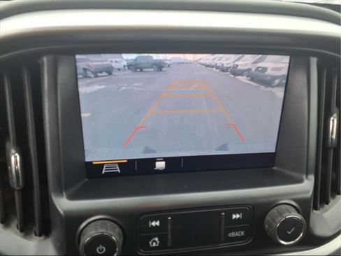 Used 2019 Chevrolet Colorado LT w/ LT Convenience Package image 10