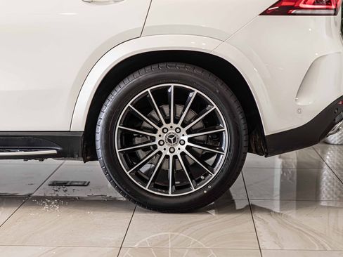 Used 2022 Mercedes-Benz GLE 450 4MATIC w/ Revised AMG Line Exterior image 8