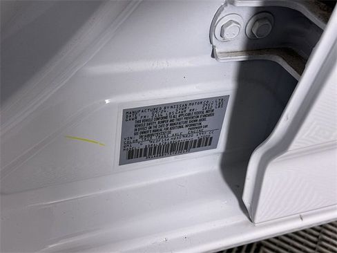Used 2025 Nissan Sentra S image 35