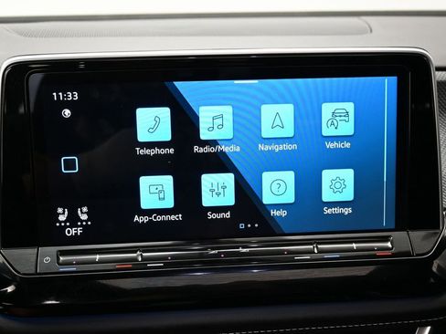 Used 2024 Volkswagen Atlas Cross Sport SEL Premium R-Line image 23