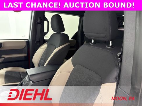 Used 2022 Ford Bronco Wildtrak image 22