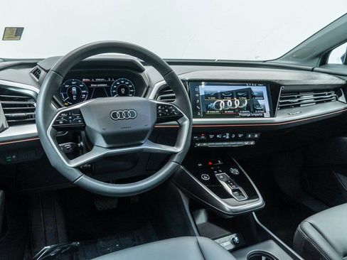 Used 2025 Audi Q4 e-tron Premium Plus w/ Premium Plus AWD/4WD image 4