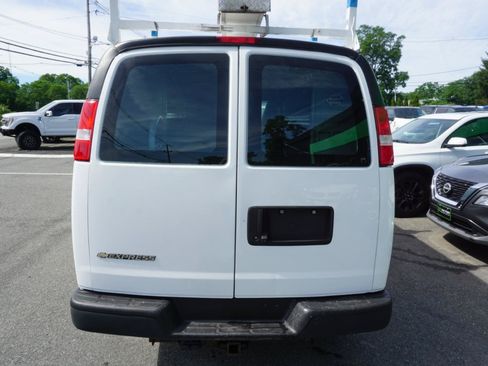 Used 2021 Chevrolet Express 2500 w/ Enhanced Convenience Package RWD image 7