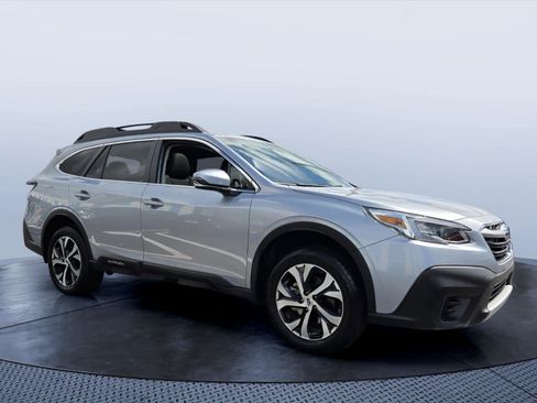 Used 2022 Subaru Outback Limited w/ Popular Package #2 AWD/4WD image 1
