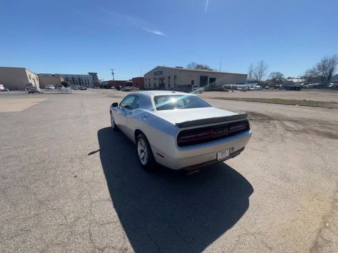 Used 2023 Dodge Challenger SXT image 16