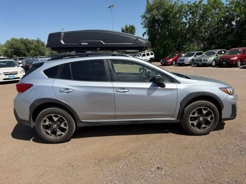Used 2018 Subaru Crosstrek 2.0i AWD/4WD image 7