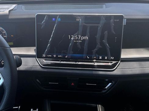 New 2026 Volkswagen Tiguan SE R-Line FWD image 5