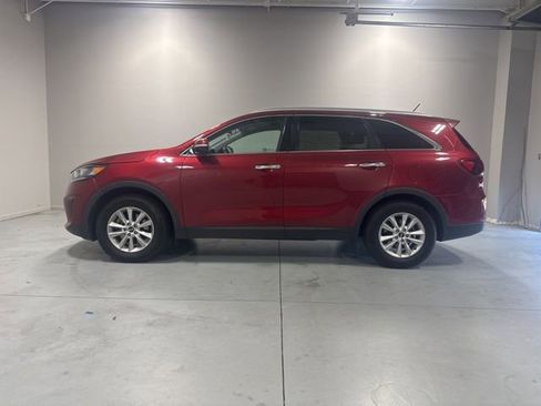 Used 2020 Kia Sorento LX w/ LX I4 Convenience Package image 10