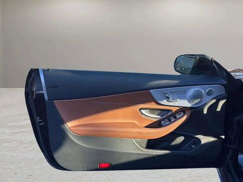 Used 2019 Mercedes-Benz C 300 4MATIC Cabriolet image 10