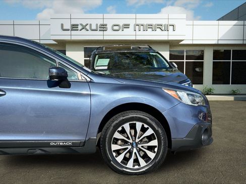 Used 2016 Subaru Outback 3.6R Limited AWD/4WD image 36