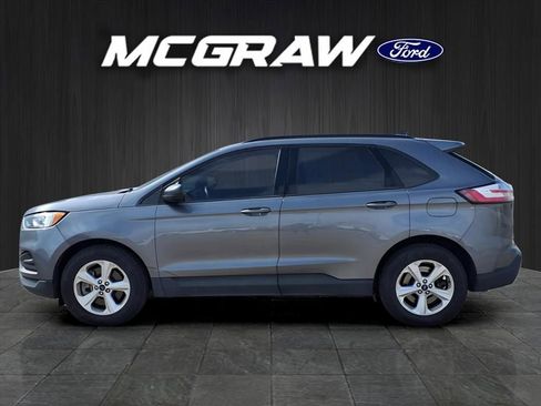 Used 2022 Ford Edge SE image 9