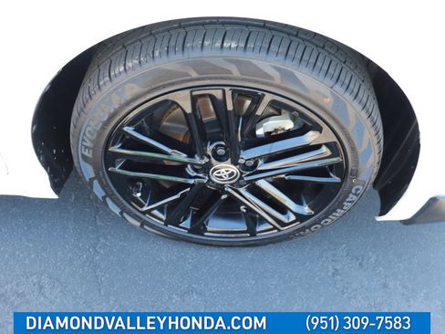 Used 2025 Toyota Camry SE FWD image 30
