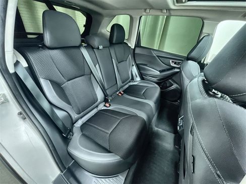 Used 2022 Subaru Forester Premium image 29