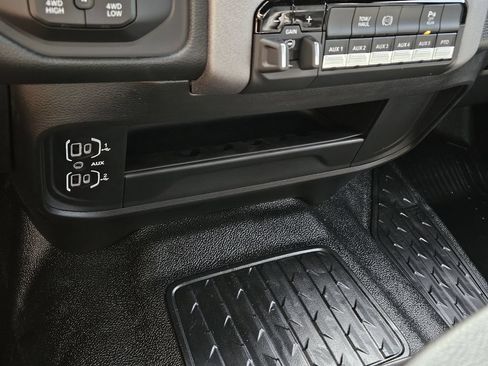 New 2026 RAM 3500 Tradesman AWD/4WD image 18