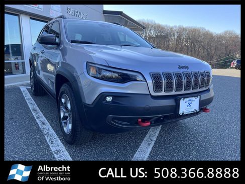 Used 2019 Jeep Cherokee Trailhawk AWD/4WD image 7