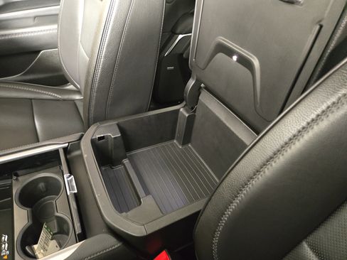 Certified 2023 GMC Yukon Denali AWD/4WD image 30