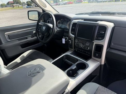 Used 2016 RAM 1500 Lone Star AWD/4WD image 9