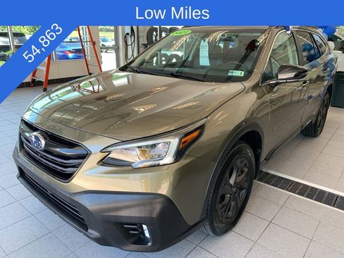 Used 2021 Subaru Outback Onyx Edition XT w/ Popular Package #2 AWD/4WD image 2