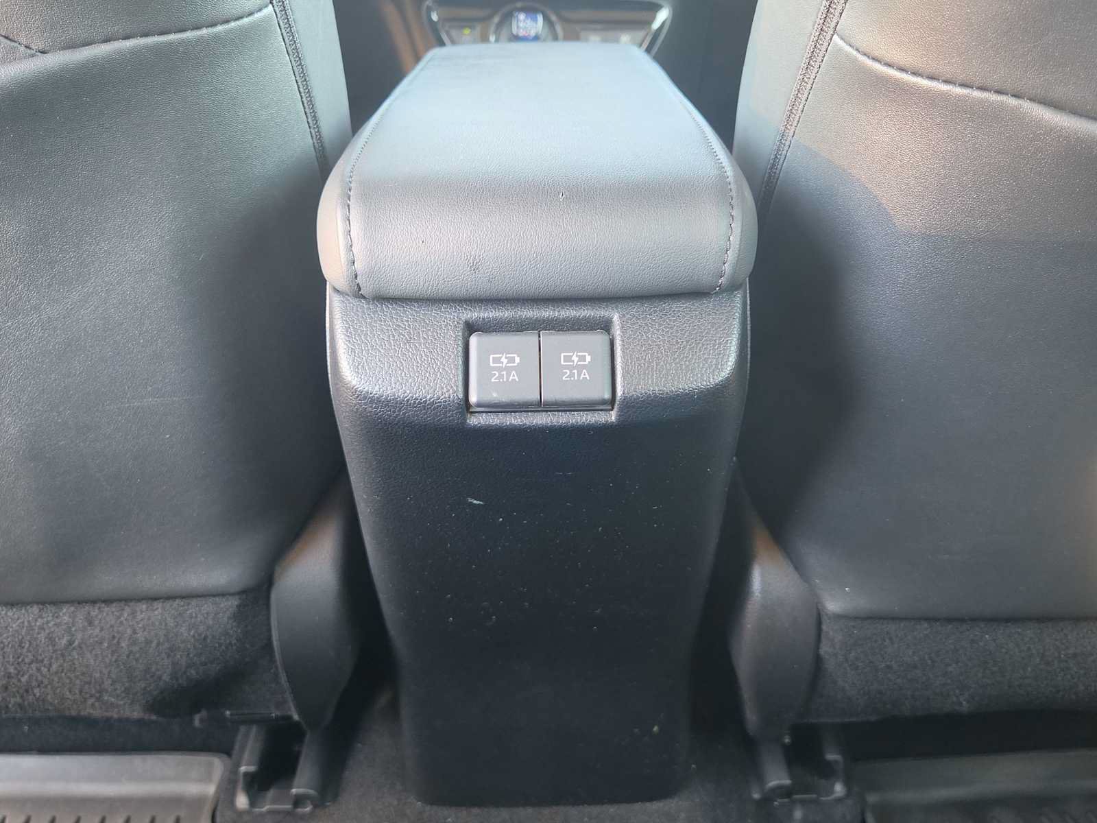 Used 2022 Toyota Prius XLE w/ Advanced Technology Package AWD/4WD image 16