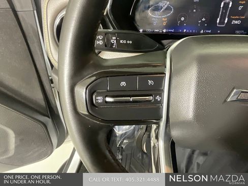 Used 2024 Chevrolet Colorado ZR2 w/ ZR2 Convenience Package III AWD/4WD image 46