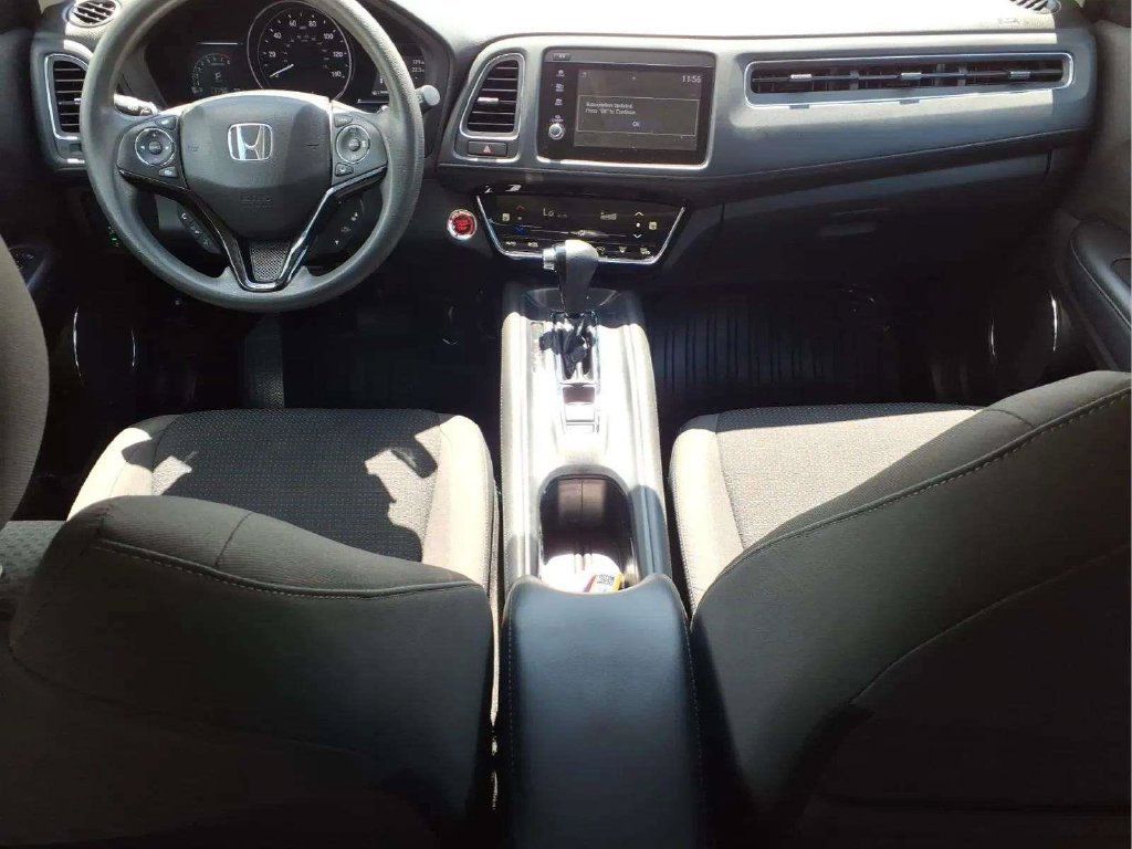 Used 2022 Honda HR-V EX image 9