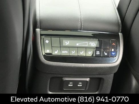 Certified 2026 INFINITI QX60 Luxe w/ Family Package AWD/4WD image 14