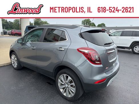 Used 2020 Buick Encore Preferred FWD image 4