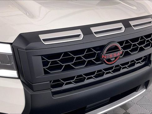 New 2026 Nissan Frontier PRO-4X w/ Pro-4x Convenience Package AWD/4WD image 36