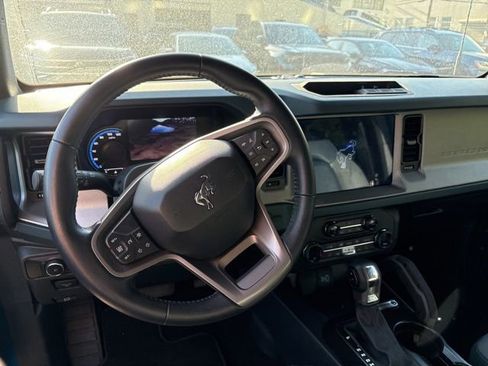 Used 2024 Ford Bronco Outer Banks AWD/4WD image 6