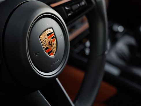 Certified 2024 Porsche 911 GT3 RS RWD image 22