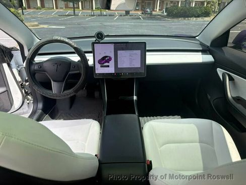 Used 2020 Tesla Model 3 Standard Range Plus RWD image 24