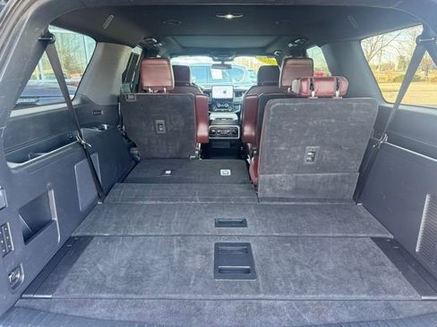 Used 2024 Ford Expedition Max Limited image 32