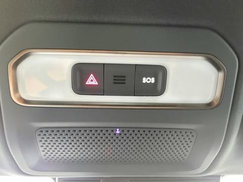 Used 2026 Rivian R1S Adventure AWD/4WD image 72