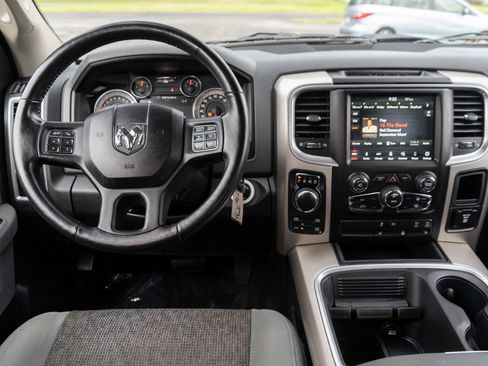 Used 2018 RAM 1500 Big Horn AWD/4WD image 12