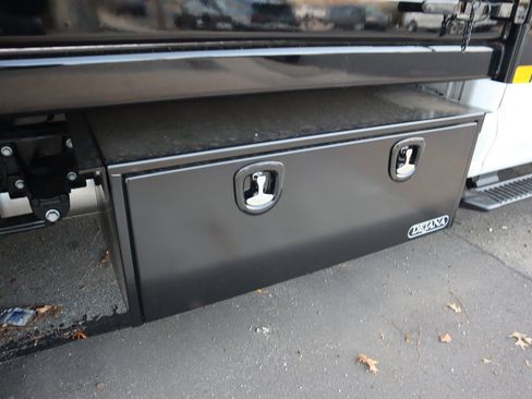 New 2026 Ford F550 4x4 Crew Cab image 10