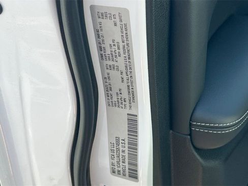 New 2025 Jeep Grand Cherokee L Laredo w/ Luxury Tech Group I image 28