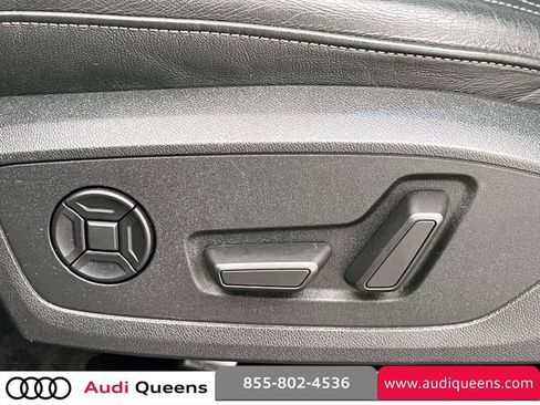 Used 2023 Audi Q4 e-tron Premium Plus w/ Premium Plus image 19