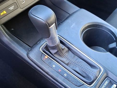 Used 2025 Honda Civic Sport image 13