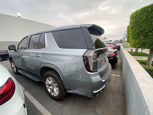 Used 2025 Chevrolet Tahoe Premier AWD/4WD image 4