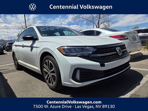 Used 2023 Volkswagen Jetta Sport FWD image 1