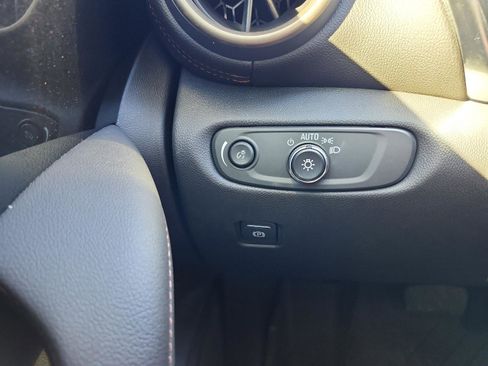 Certified 2023 Chevrolet Blazer Premier image 22