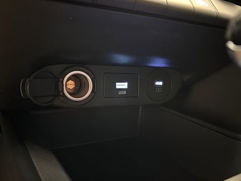 Certified 2025 Hyundai Elantra Blue image 23