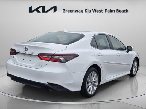 Used 2024 Toyota Camry LE image 7