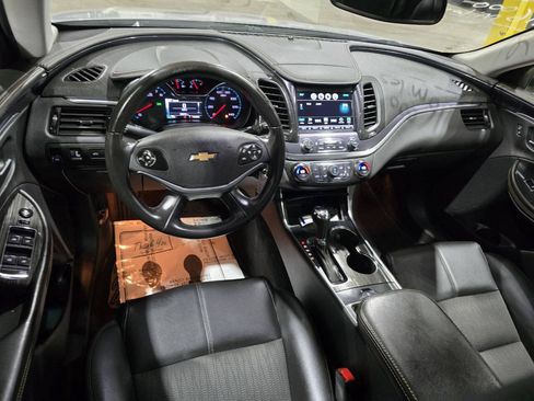 Used 2016 Chevrolet Impala LT w/ Convenience Package FWD image 27