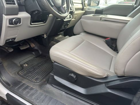 Used 2020 Ford F350 XL w/ Power Equipment Group image 10